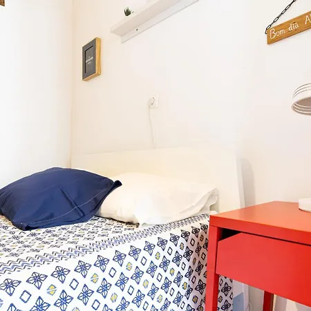Apartment Crooked House Alfama
