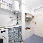 Crooked House Alfama Daire Lisboa