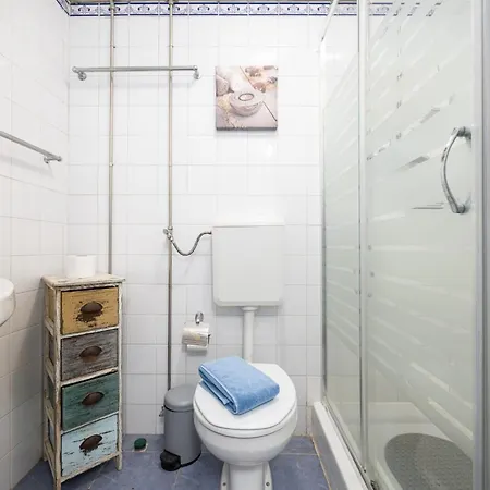 Apartament Crooked House Alfama