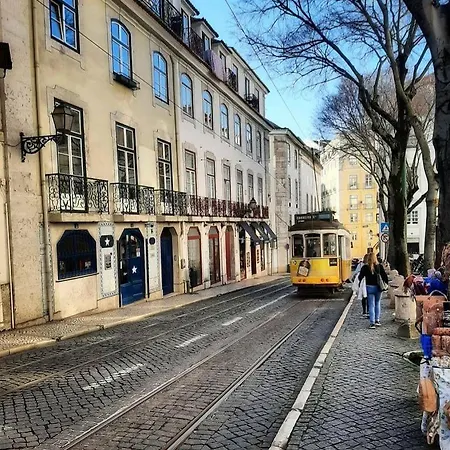 Crooked House Alfama Lejlighed